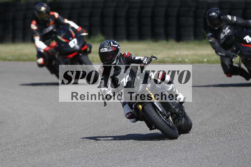 /21 17.06.2026  Ducati Schweiz Track Warmup ADR/Gruppe gelb/74